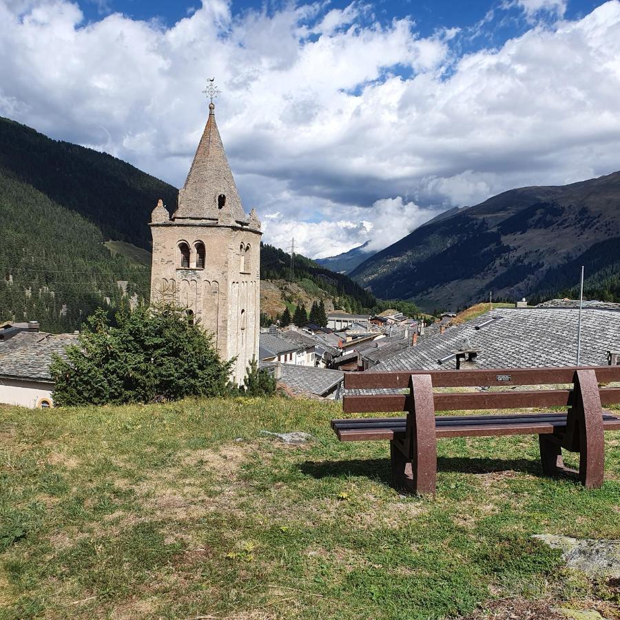 Bourg-Saint-Pierre : Le Cachet D'Antan Apartment Екстериор снимка
