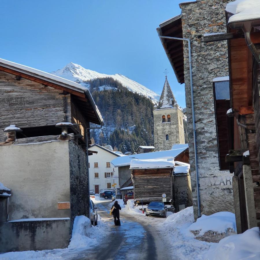 Bourg-Saint-Pierre : Le Cachet D'Antan Apartment Екстериор снимка